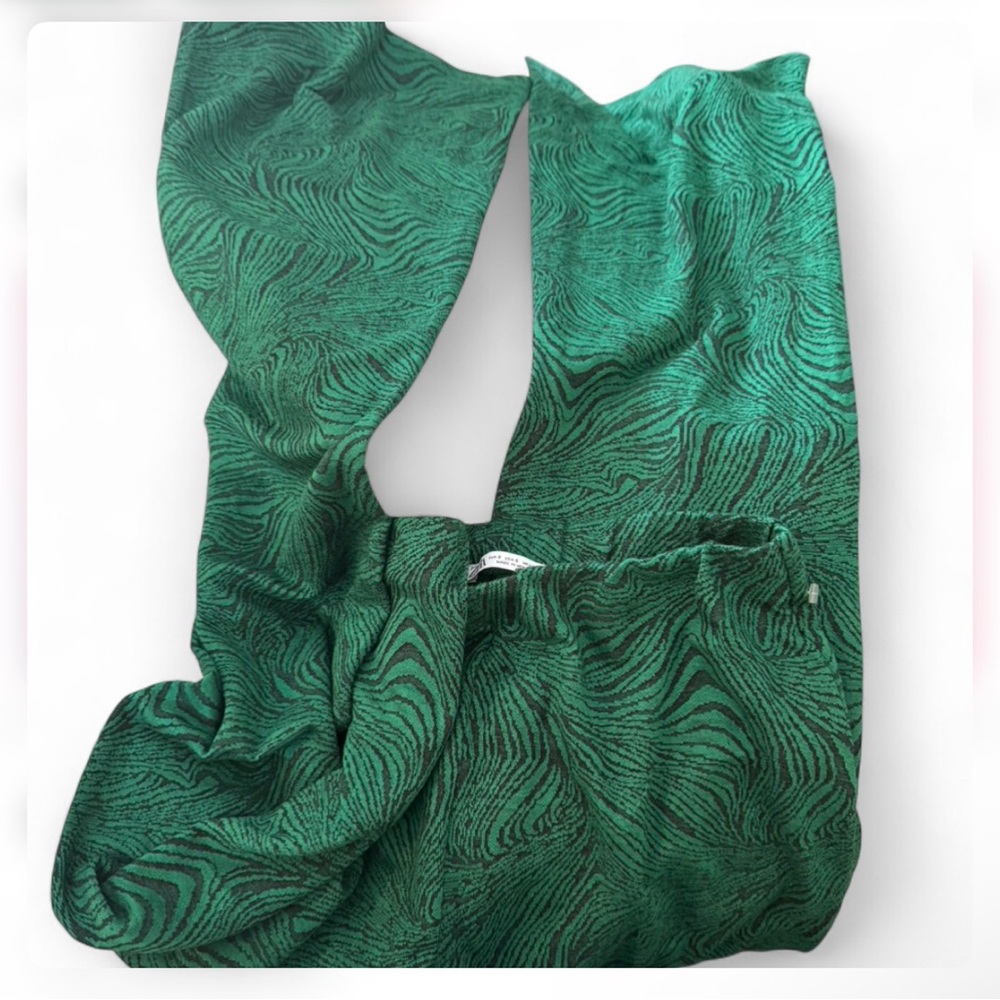 Zara Emerald Patterned Flare Pants - Picture 5 of 8